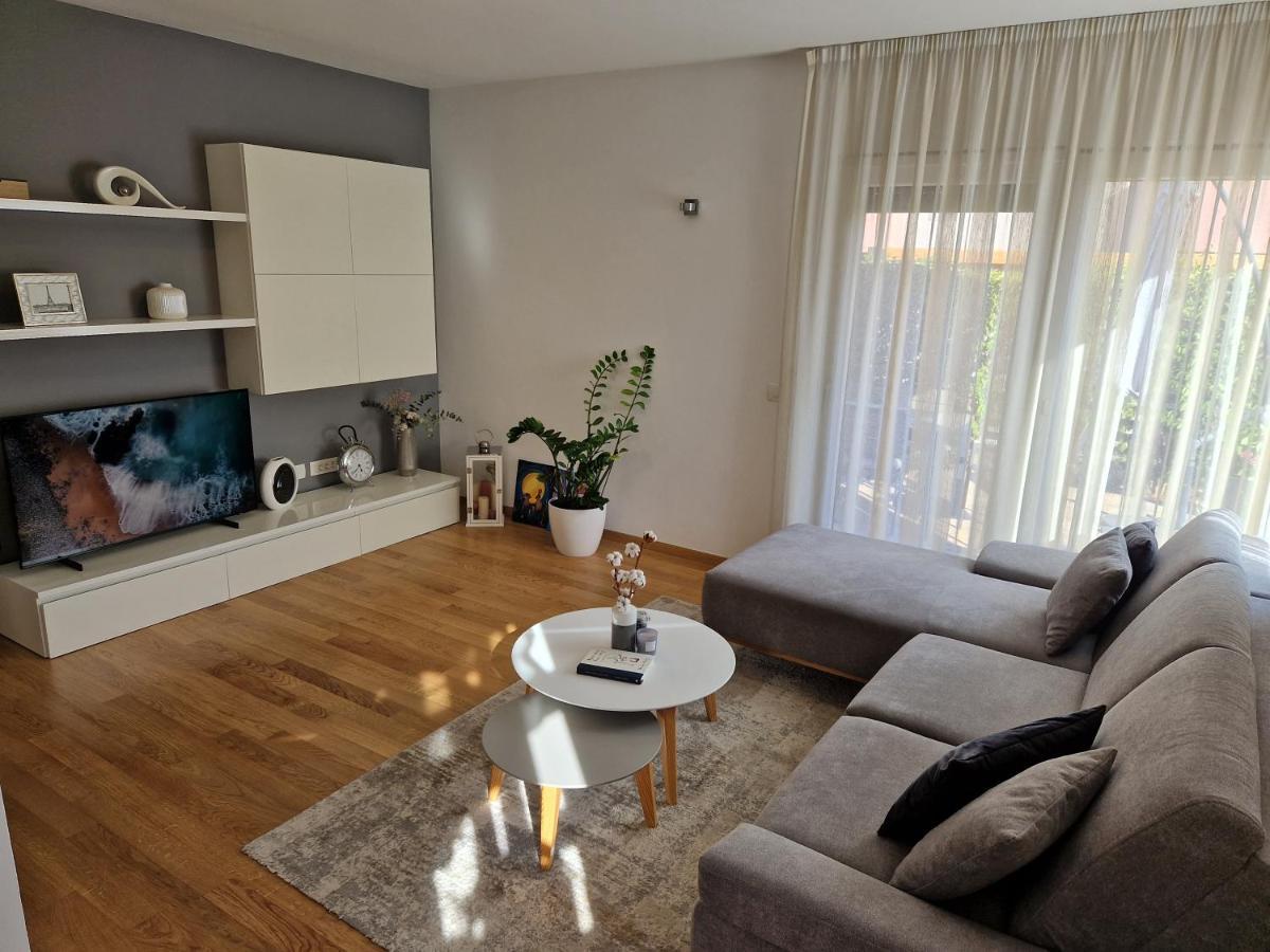 Apartman Adara *