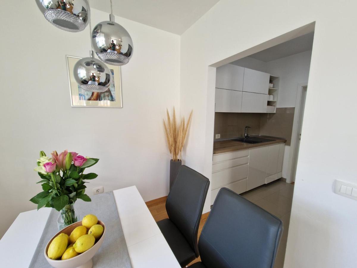 Adara Appartement *