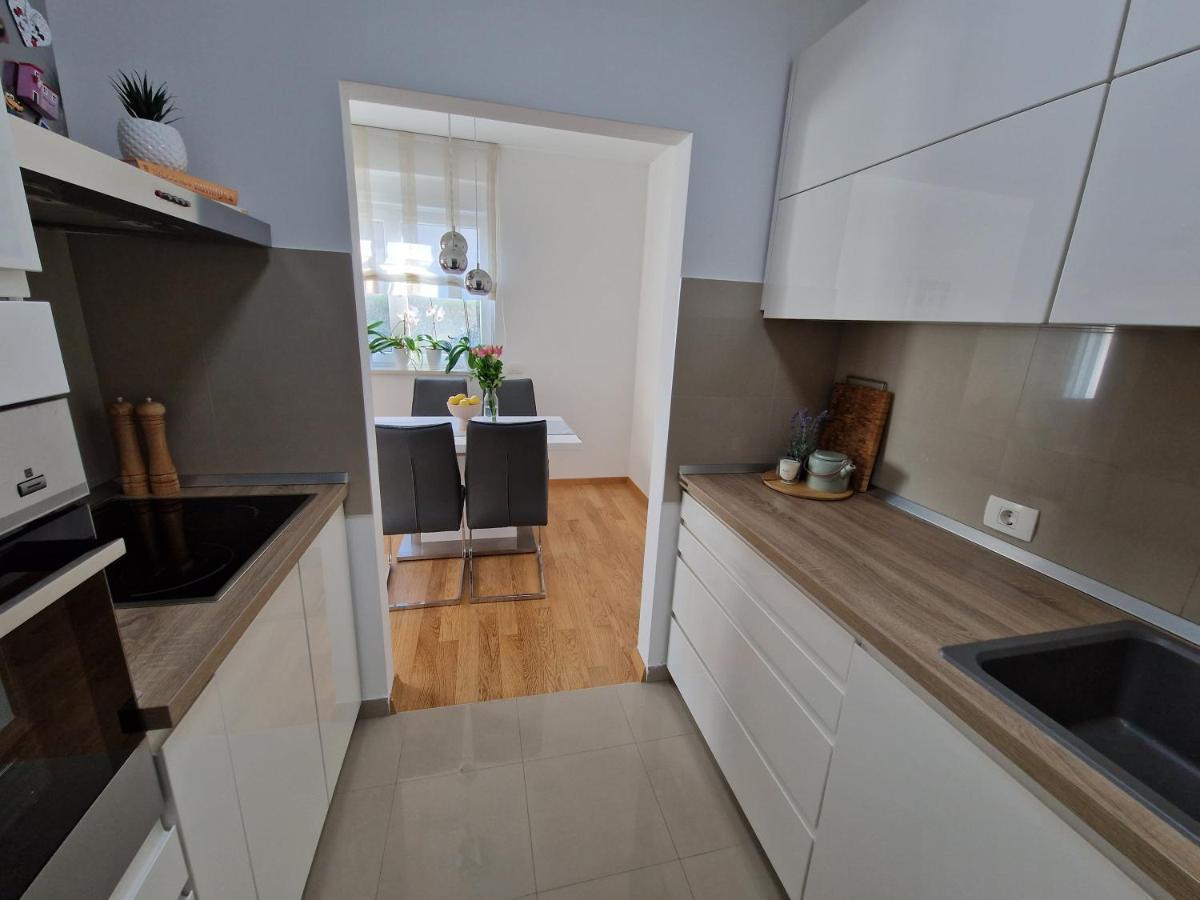 Adara Apartman Zára